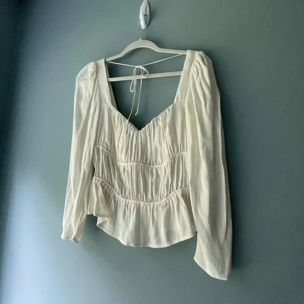 Reformation Plath Top in Ivory NWOT Medium